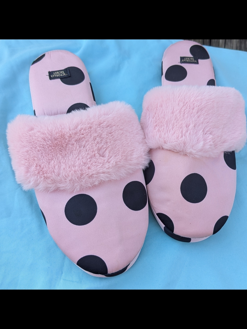 Victoria's Secret Pink and Black Polka Dot Faux Fur Slide Slippers